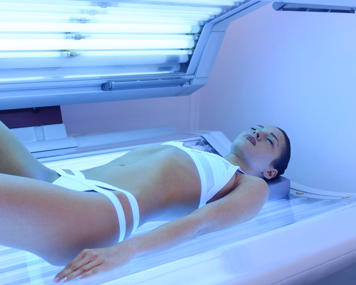 Solarium - łóżko opalające w gabinecie salonu